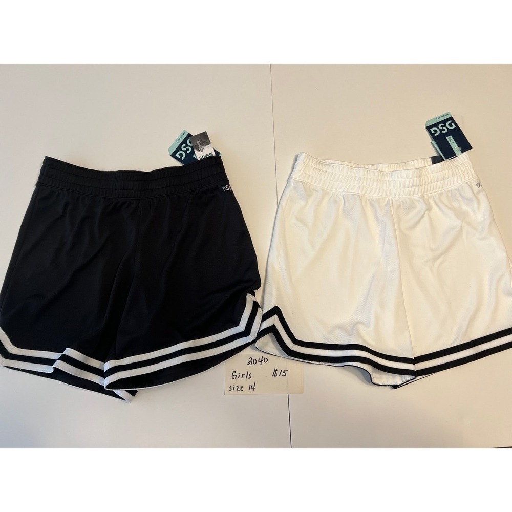 Girls size 14 shorts (2040)